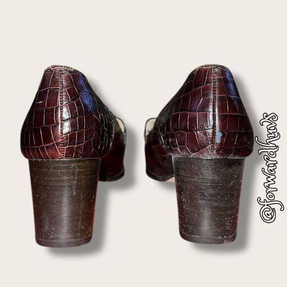 Leather Talbots Shoes – 2 1/2 Inch Heel, Size 10 1/2 M - Picture 9 of 10